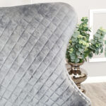 chelsea_grey_lifestyle_closeup