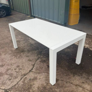 White Gloss Extendable Dining Table – Good Condition